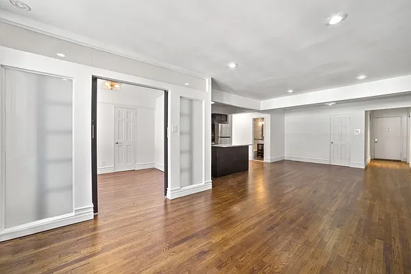 Rented by Citi Habitats | media 15