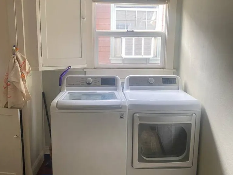 524 Oakland Ave — Photo 8