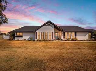 20185 Willow Glade Cir, Pilot Point, TX 76258