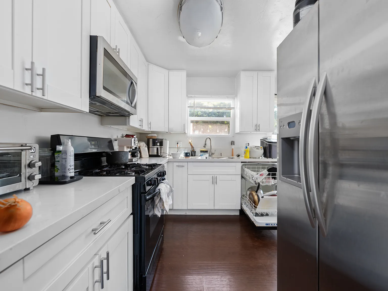 5 bed, 1750 sqft, $6,500 — Photo 4