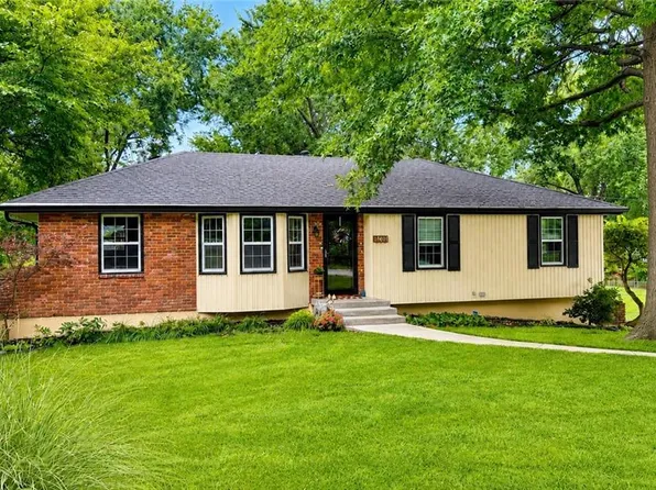 2407 NW 88th St, Kansas City, MO 64154