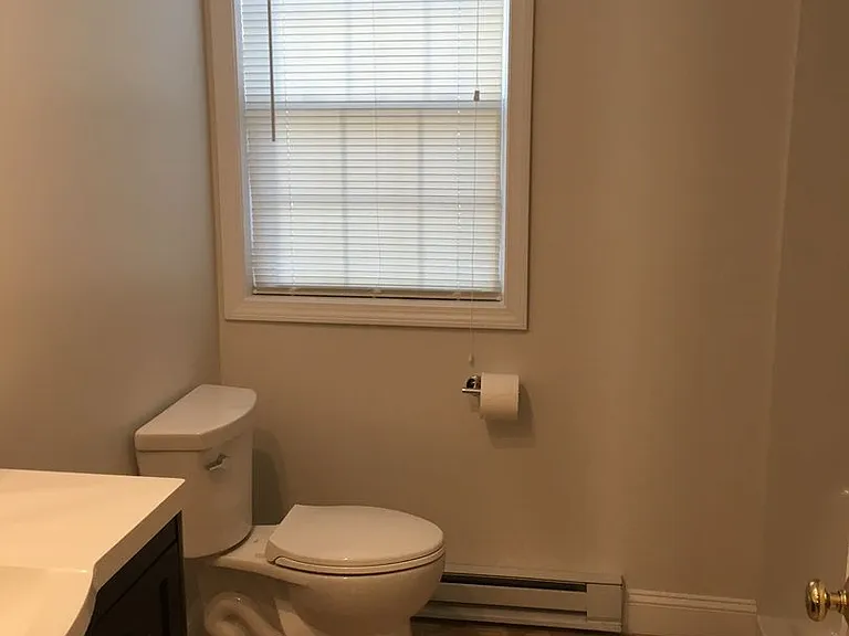 64 Courtland St — Photo 32
