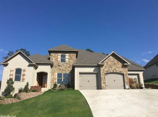 7 Catlett Ln, Little Rock, AR 72211