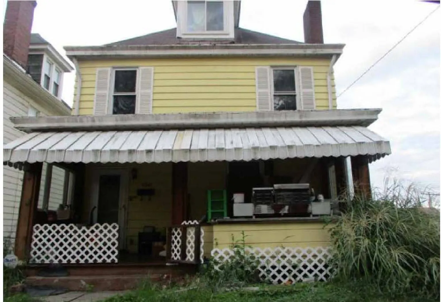 1341 Taylor Ave photo 1
