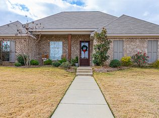 173 Falls Xing, Madison, MS 39110