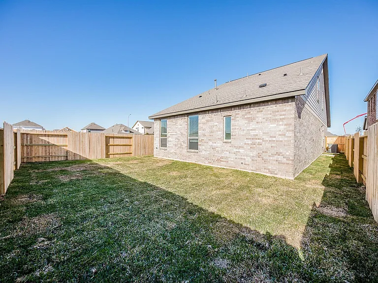 27035 Flower Isle Ln — Photo 31
