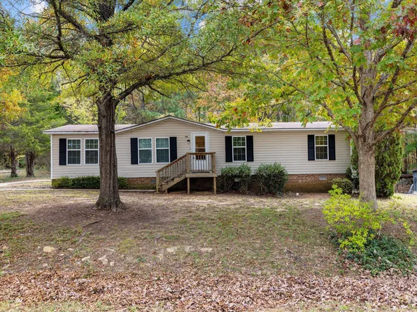 1394 Graham Dr, Roxboro, NC 27573