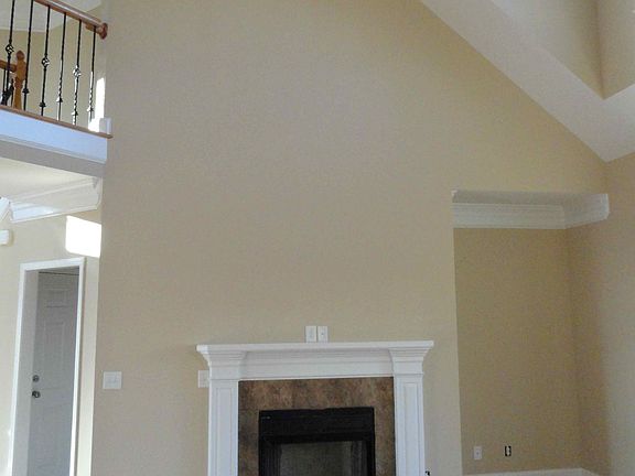 gas fireplace, huge ceilings