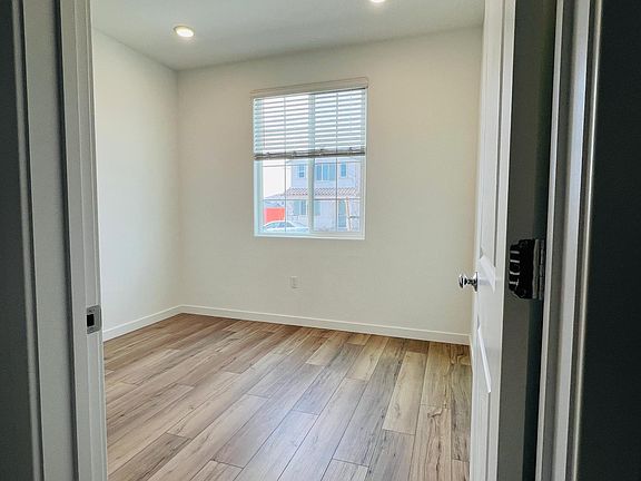 2nd image of 806 Rosazzo Ln #A