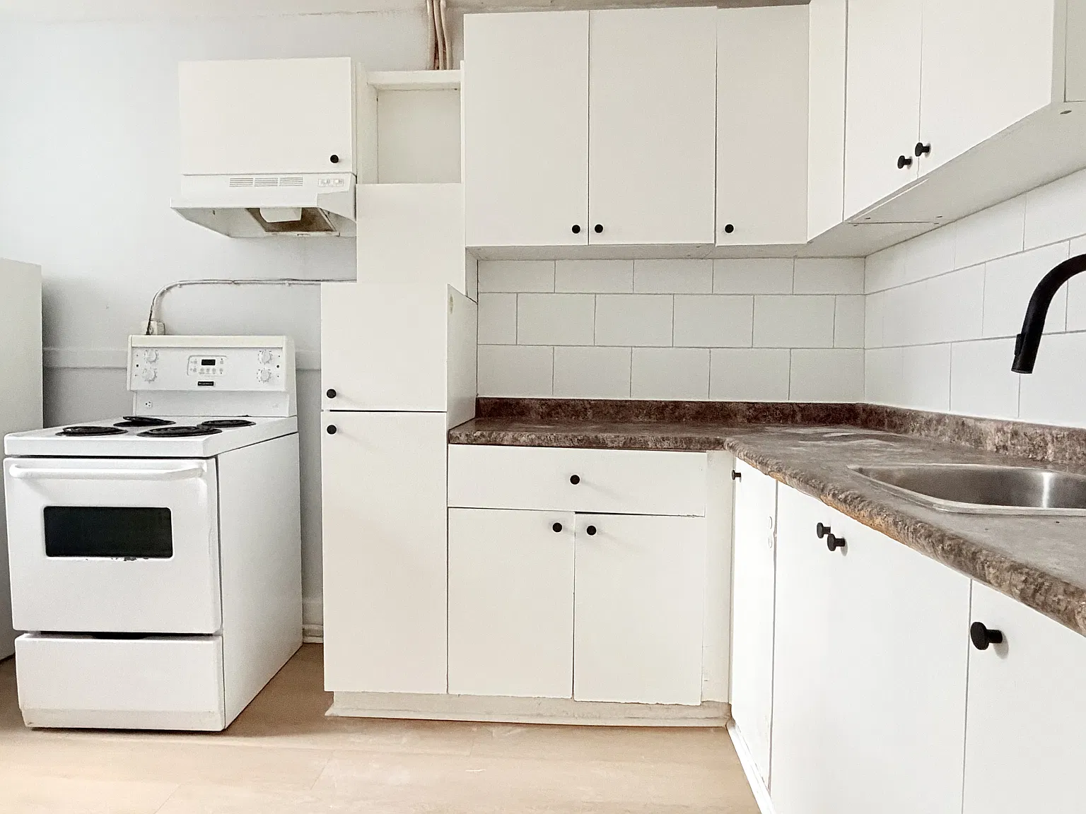 2 bed, $1,181 — Photo 3