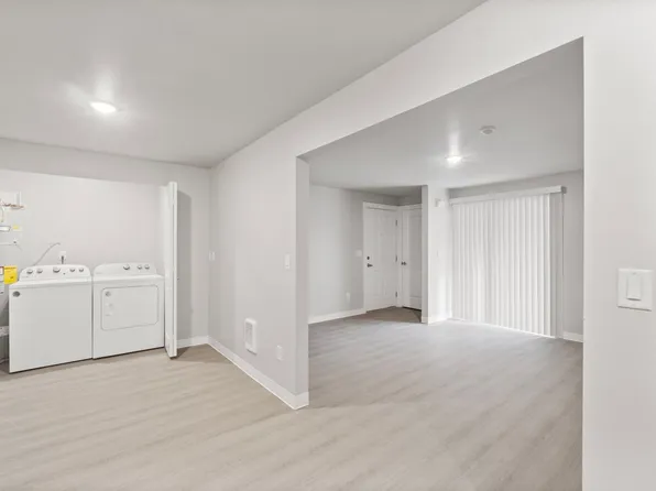 Chambers Crest Apartments