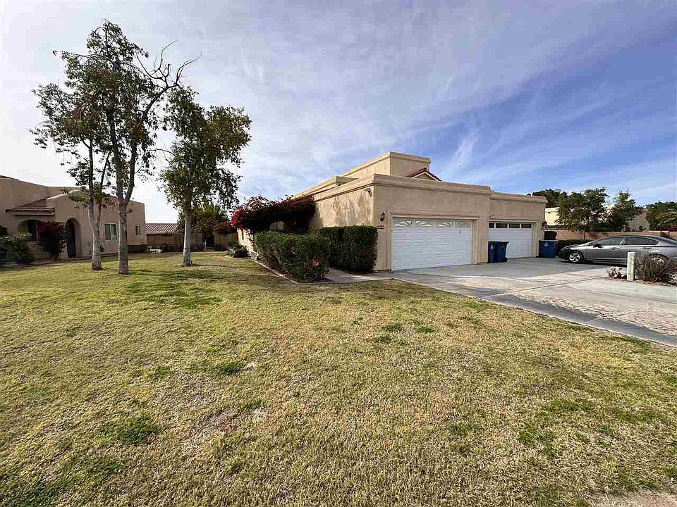 1st image of 10600 S Via Salida