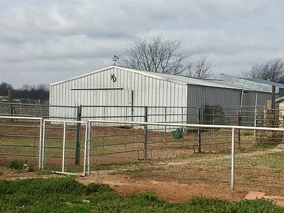 3rd image of 33250 N County Road 3270