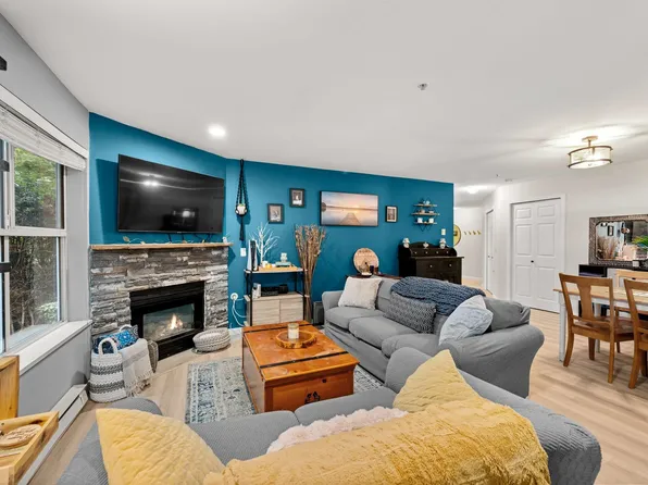 4758 53rd St #108, Delta, BC V4K 2Z1