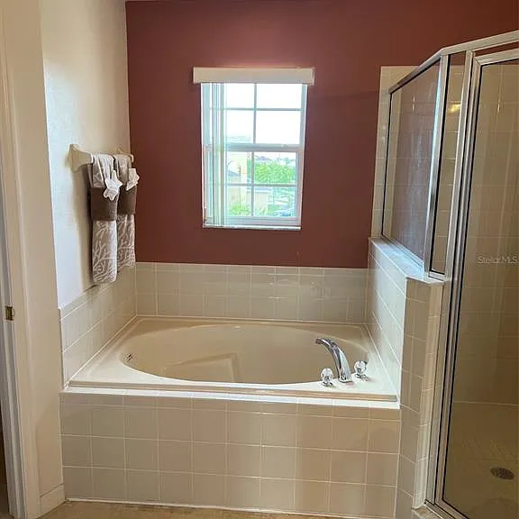 5444 Crepe Myrtle Cir — Photo 16