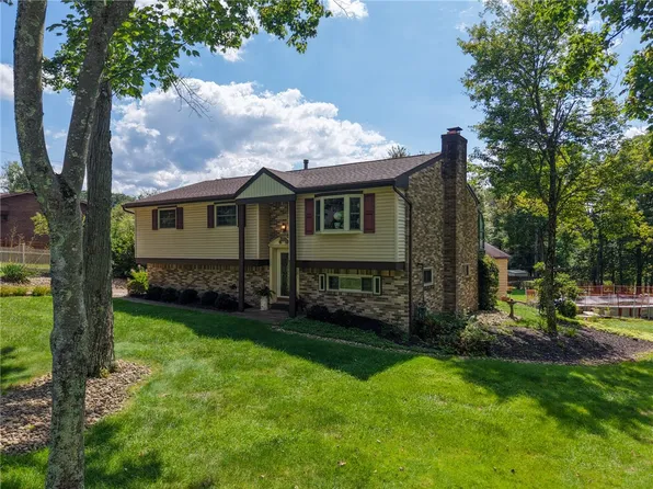 668 Bairdford Rd, Gibsonia, PA 15044