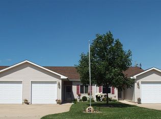 2419 2nd St, Gilbertville, IA 50634