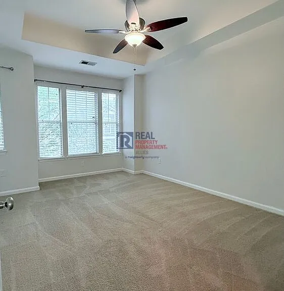 1055 Park Row N — Photo 12