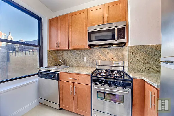 Sold by Halstead Real Estate | media 24