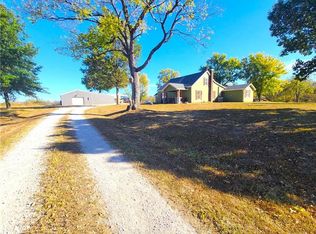 1817 Quail Rd, Fort Scott, KS 66701