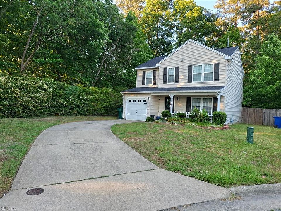 1st image of 520 Parliament Ln