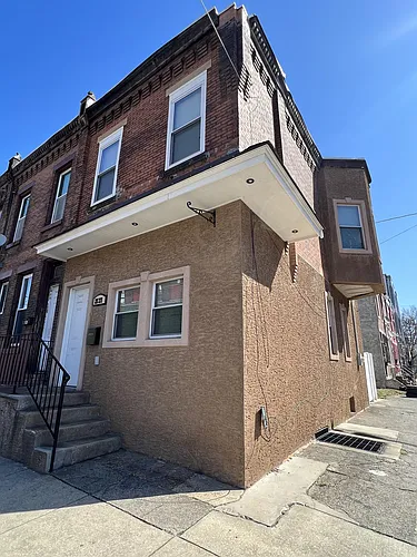 2137 N 10th St Photo 1