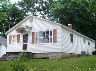 317 S Alexander St, Toccoa, GA 30577