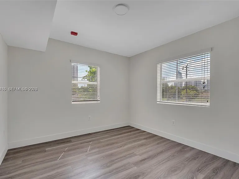 1710 NW 1st Ct #13 — Photo 5