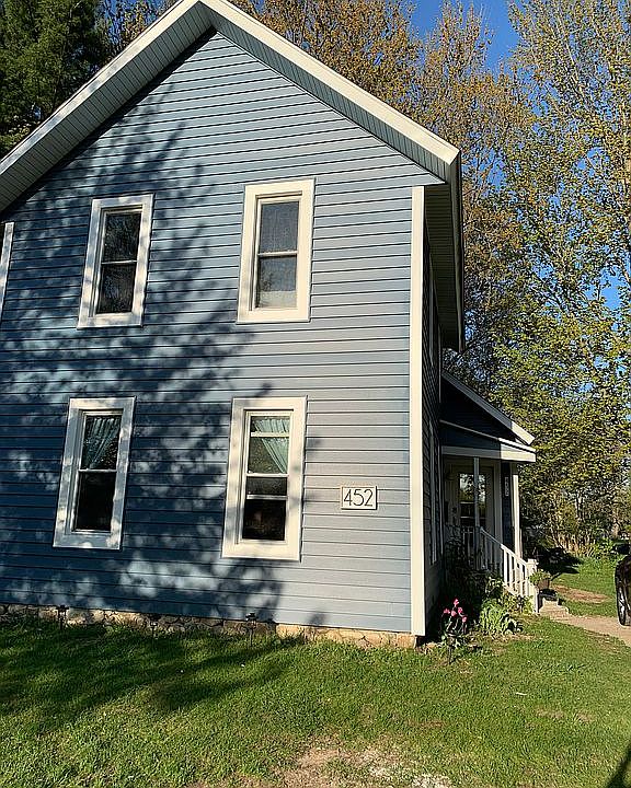 2nd image of 452 Center St