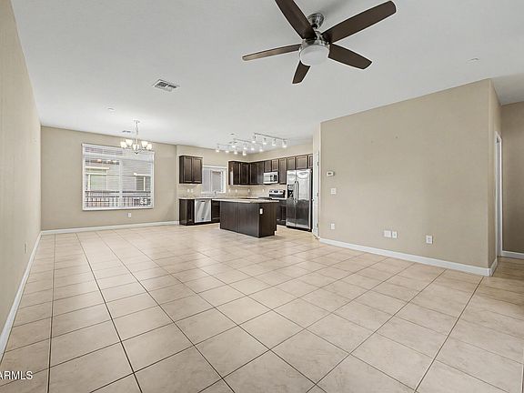 3rd image of 2150 W Alameda Road #1181