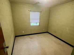 386 E Gordon Ave, Lyons, GA 30436