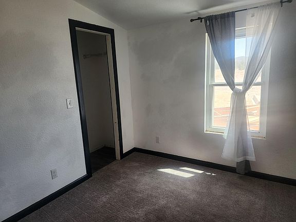 5th image of 333 SE Redwood Ln