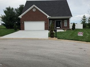 135 Daisy Field Ct, Bowling Green, KY 42104