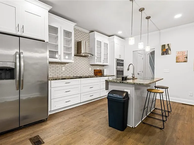 1141 McDaniel St SW — Photo 10