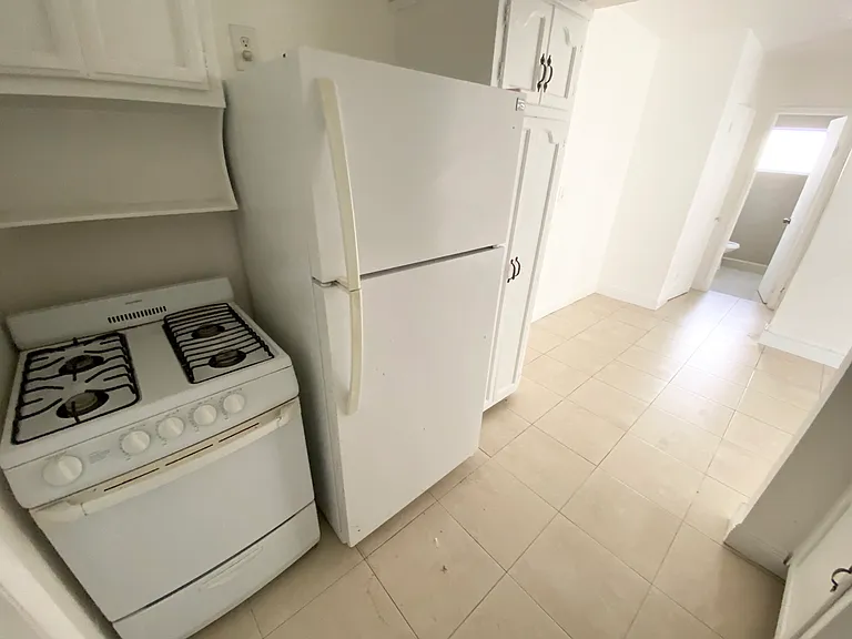 1957 Normandy Dr #2 — Photo 5
