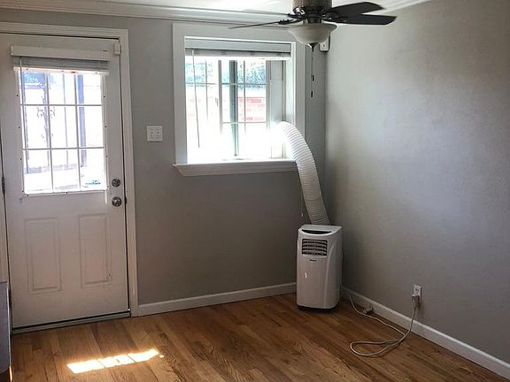 Dining Area - Back Entrance
