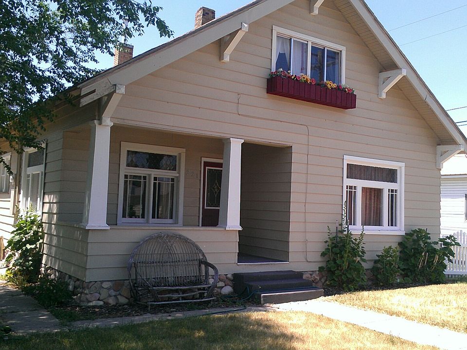 1st image of 221 S 5th St