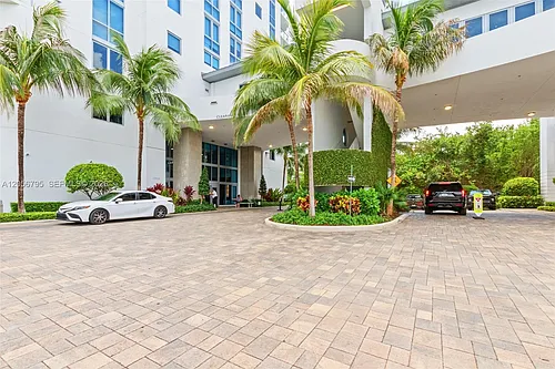 17111 Biscayne Blvd Photo 1 17111 Biscayne Blvd Photo 1