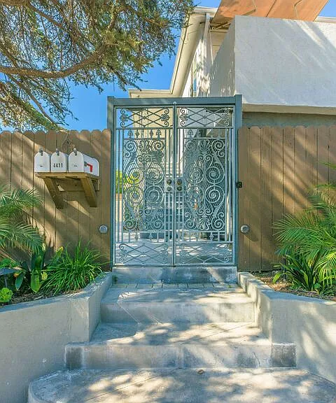 4411 Irvine Ave — Photo 26