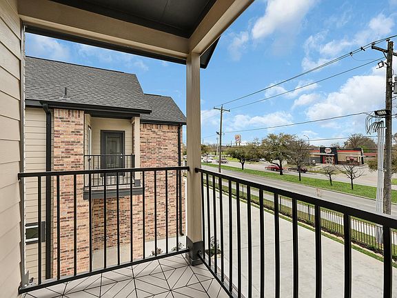 5th image of 4675 Bellfort St #A