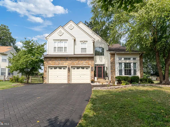 640 Buyers Rd, Collegeville, PA 19426