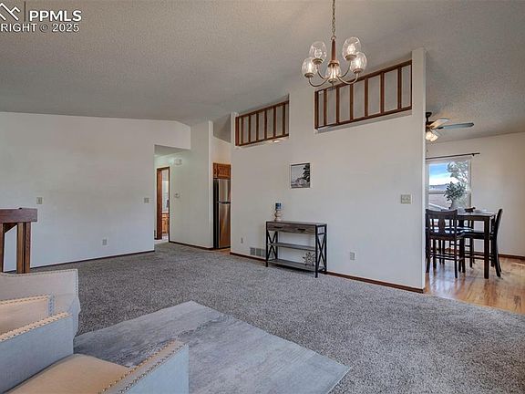 5th image of 505 Wuthering Heights Dr