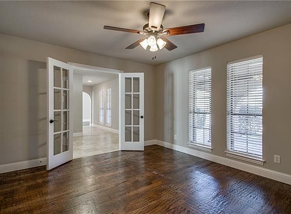 5th image of 1215 Whispering Ln