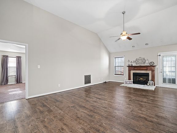 5th image of 1334 Barbara Dr
