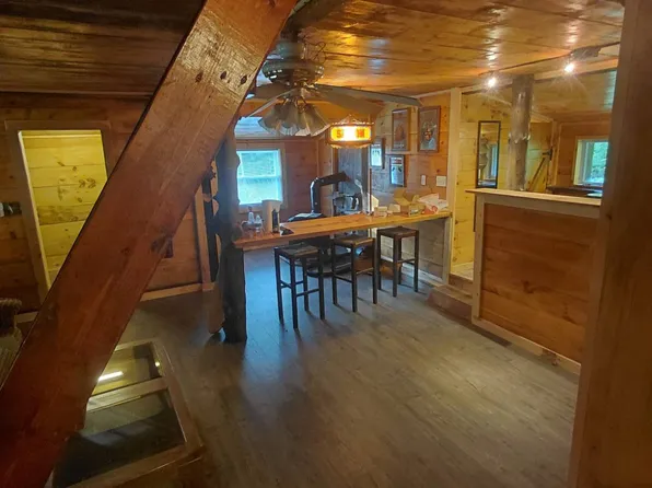 165 Alderwood Park Rd, Caroga Lake, NY 12032