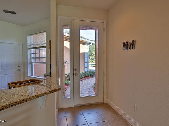 3rd image of 256 Bauer Cir