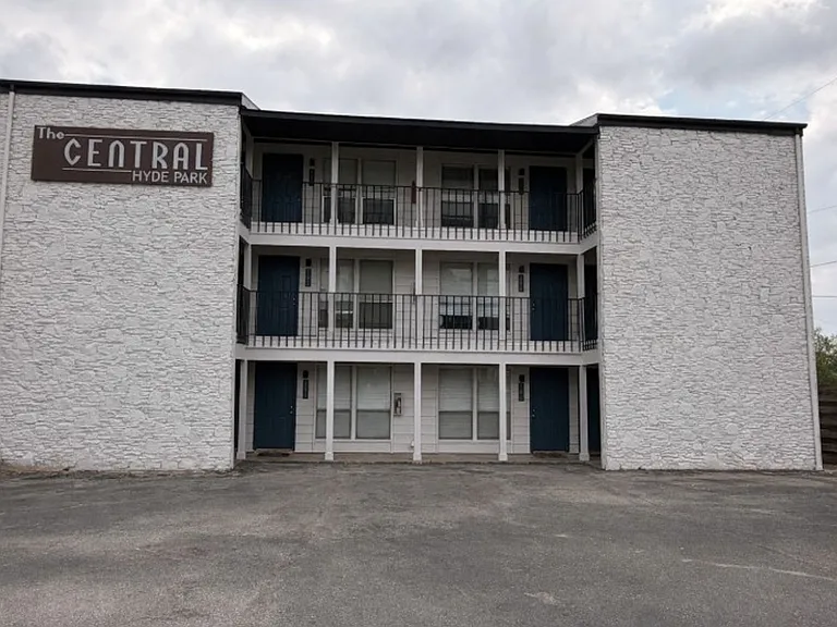 4303 Duval St — Photo 1