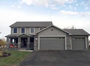 1712 S Ridge Rd, River Falls, WI 54022