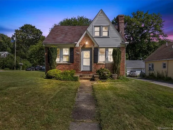 47 Old Colchester Road, Waterford, CT 06375