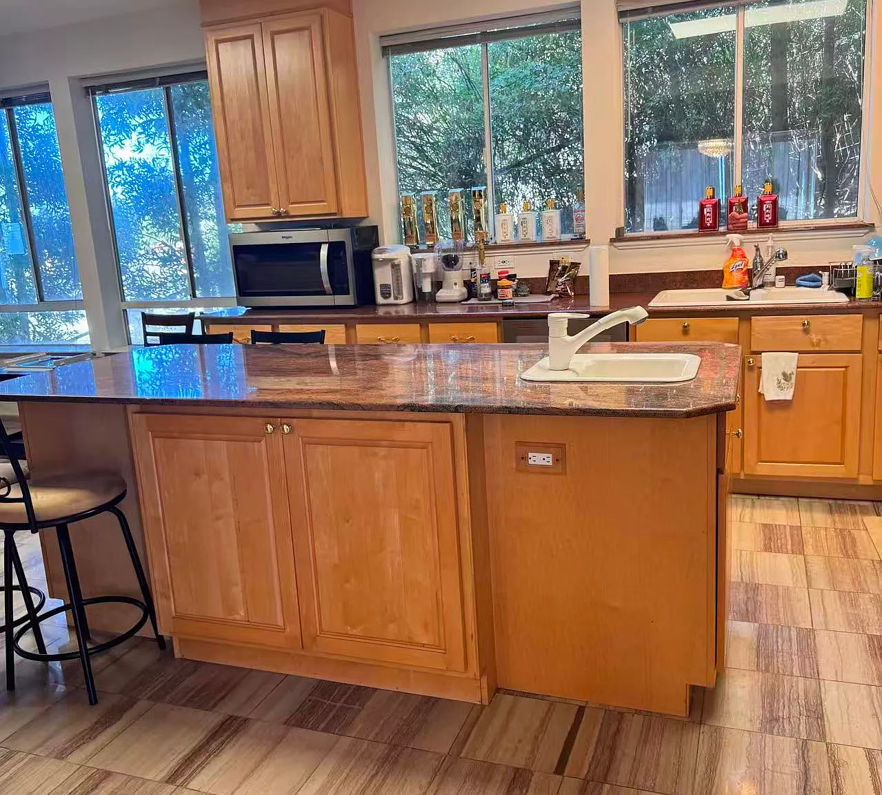 2 bed, 2500 sqft, $3,495 — Photo 4